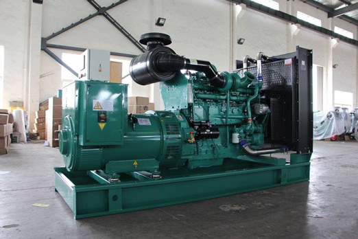 西安320kw康明斯柴油发电车出租_COPY_COPY